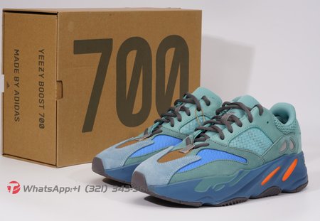 Ad Yeezy 700 boost "Faded Azure" SIZE: 36-48