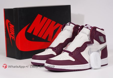 Air Jordan 1 High OG "Bordeaux" SIZE: 40-47.5