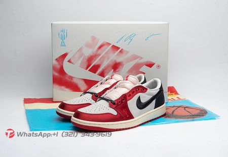 Jordan 1 Retro Low OG Trophy Room Away SIZE:40-48.5